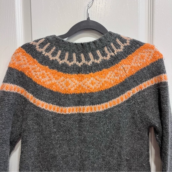 FREE PEOPLE Gray Orange Fair Isle Nordic Wool Blend
Sweater Size Large - Picture 10 of 13